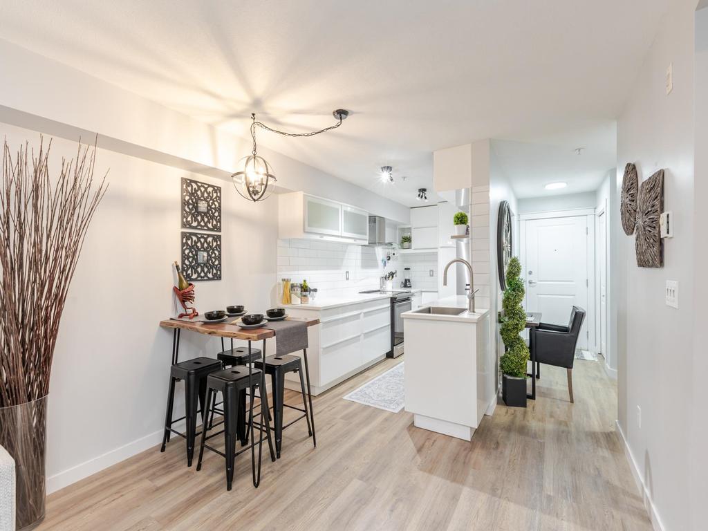 Listing Image for R3086543