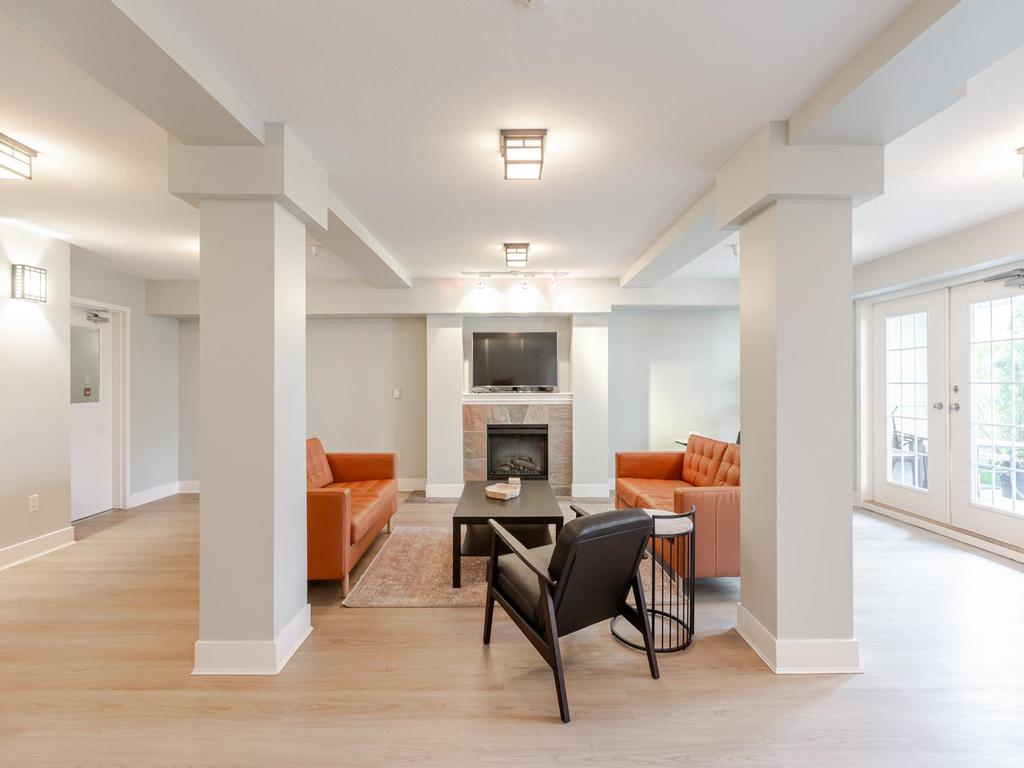 Listing Image for R3086543