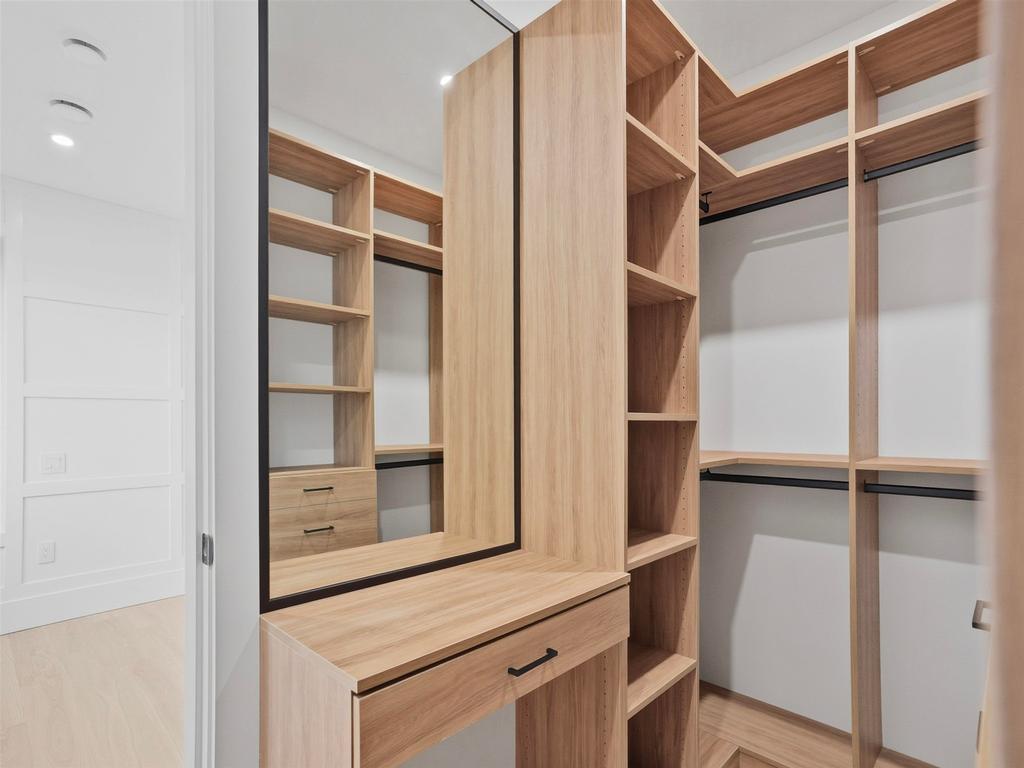 Listing Image for R3086579