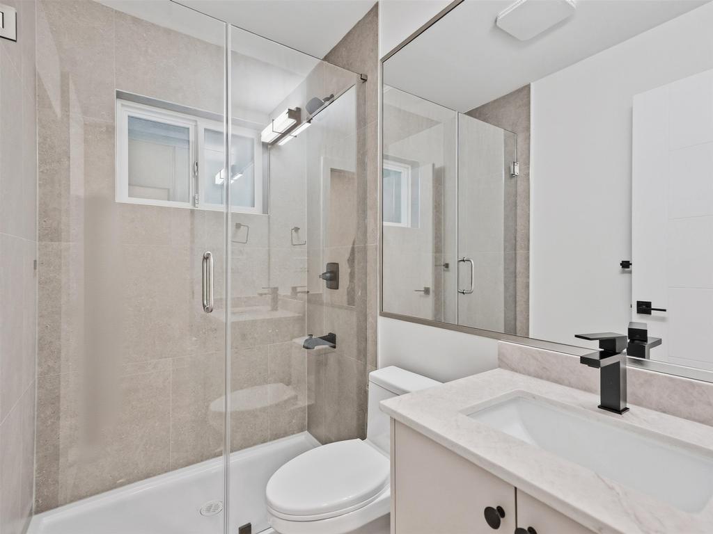 Listing Image for R3086579