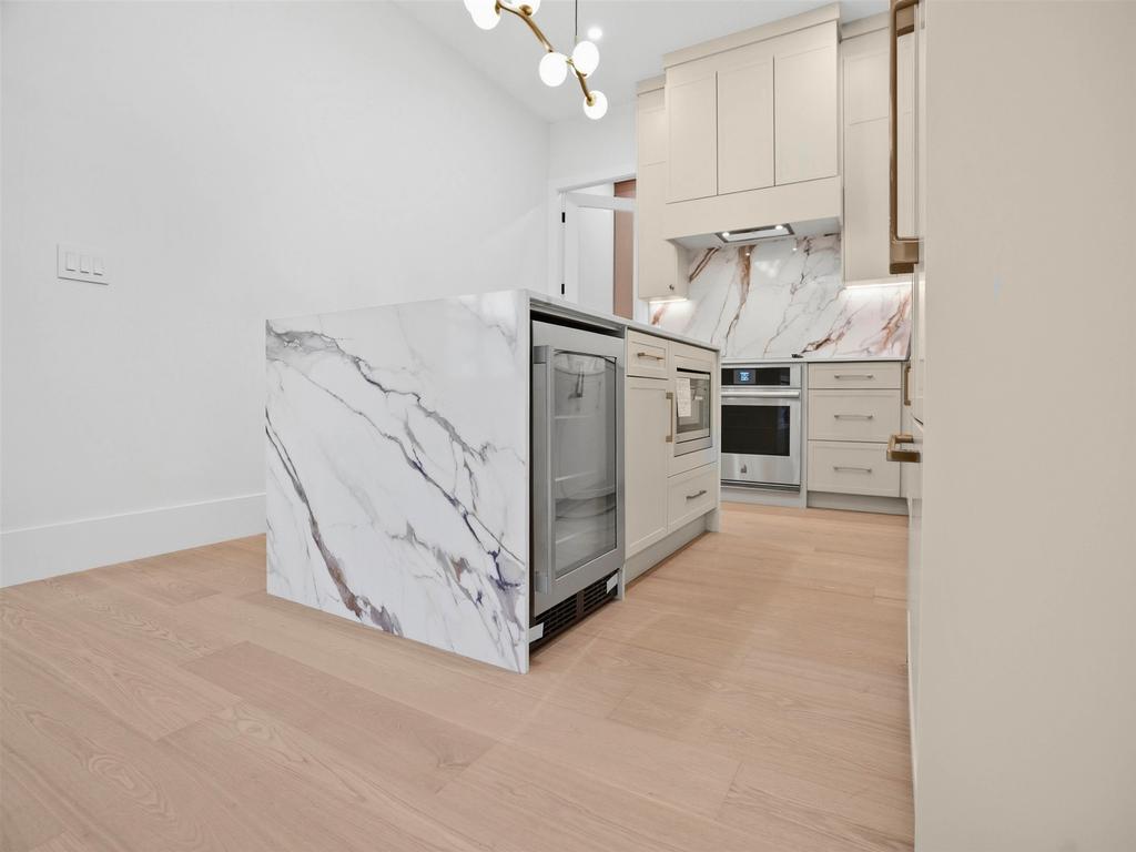 Listing Image for R3086579