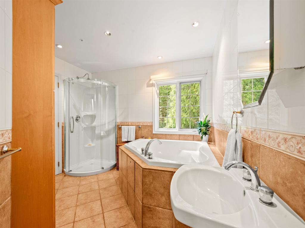 Listing Image for R3086585