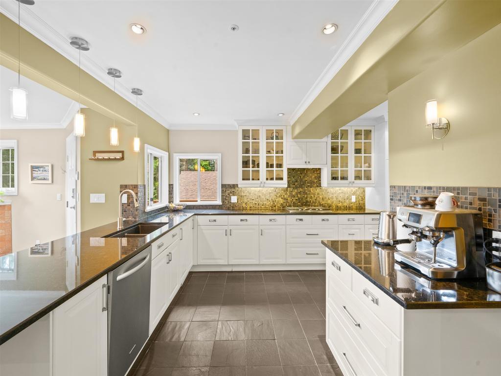 Listing Image for R3086585