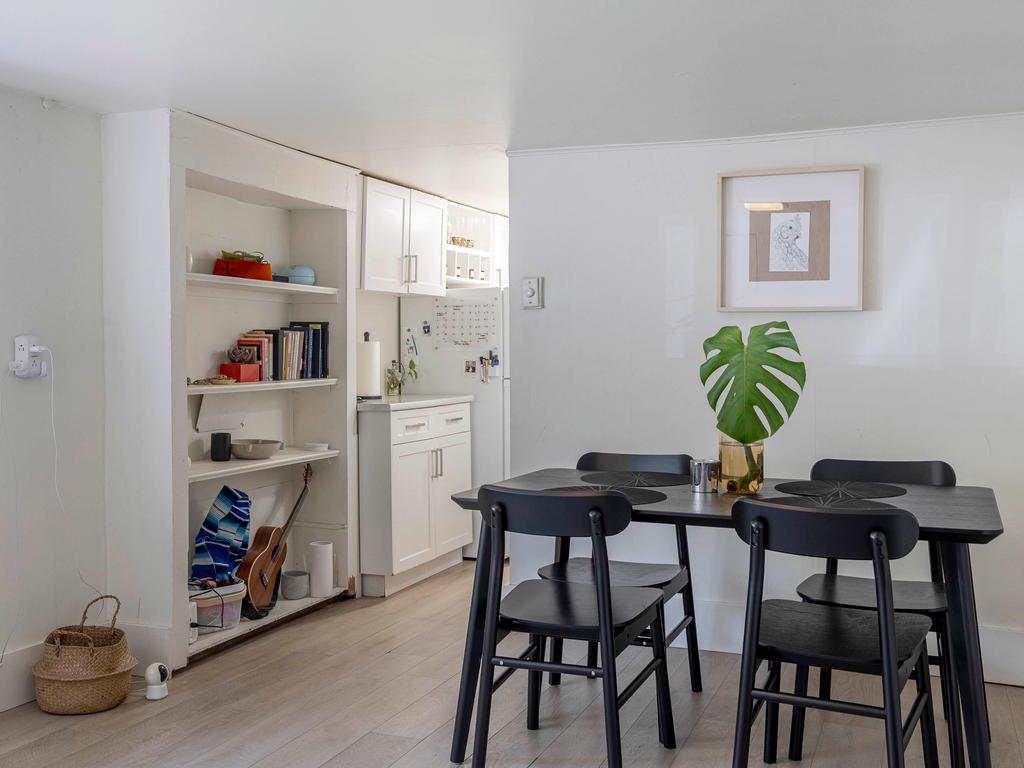 Listing Image for R3086598