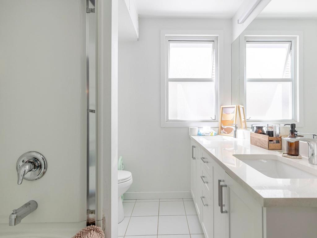 Listing Image for R3086598