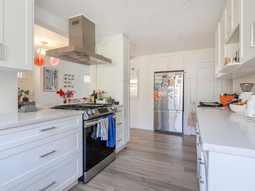 Listing Image for R3086598