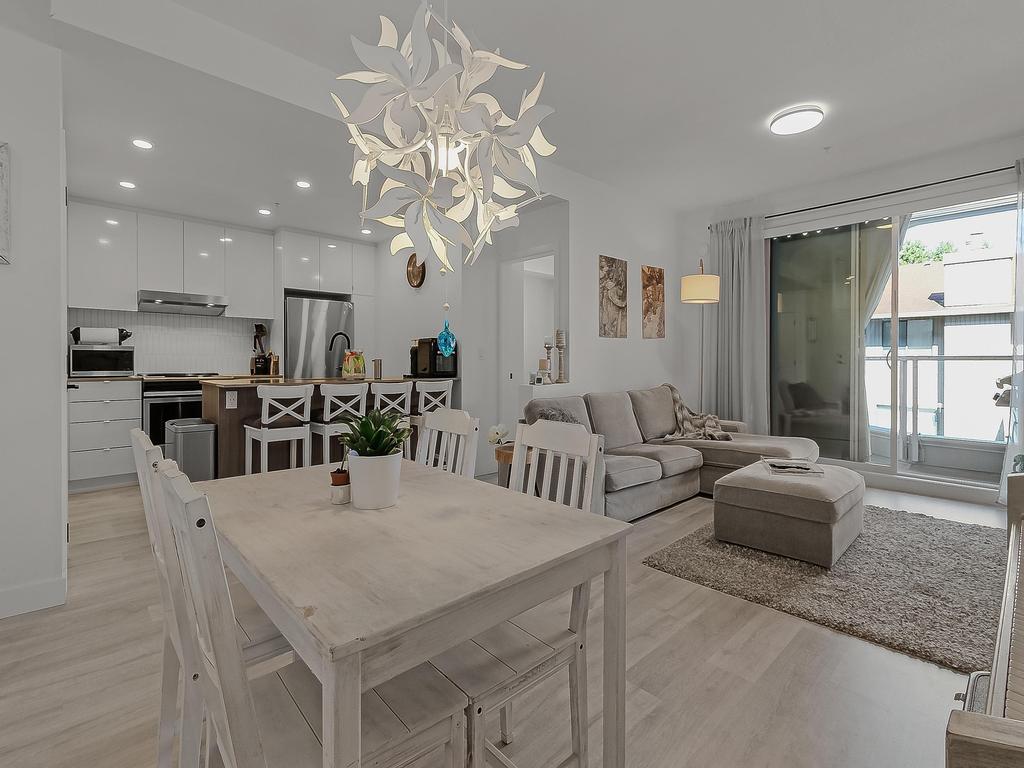 Listing Image for R3086602