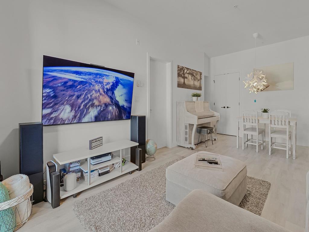 Listing Image for R3086602