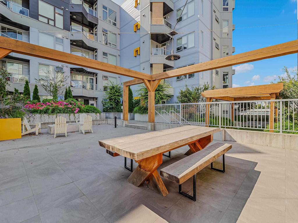 Listing Image for R3086602