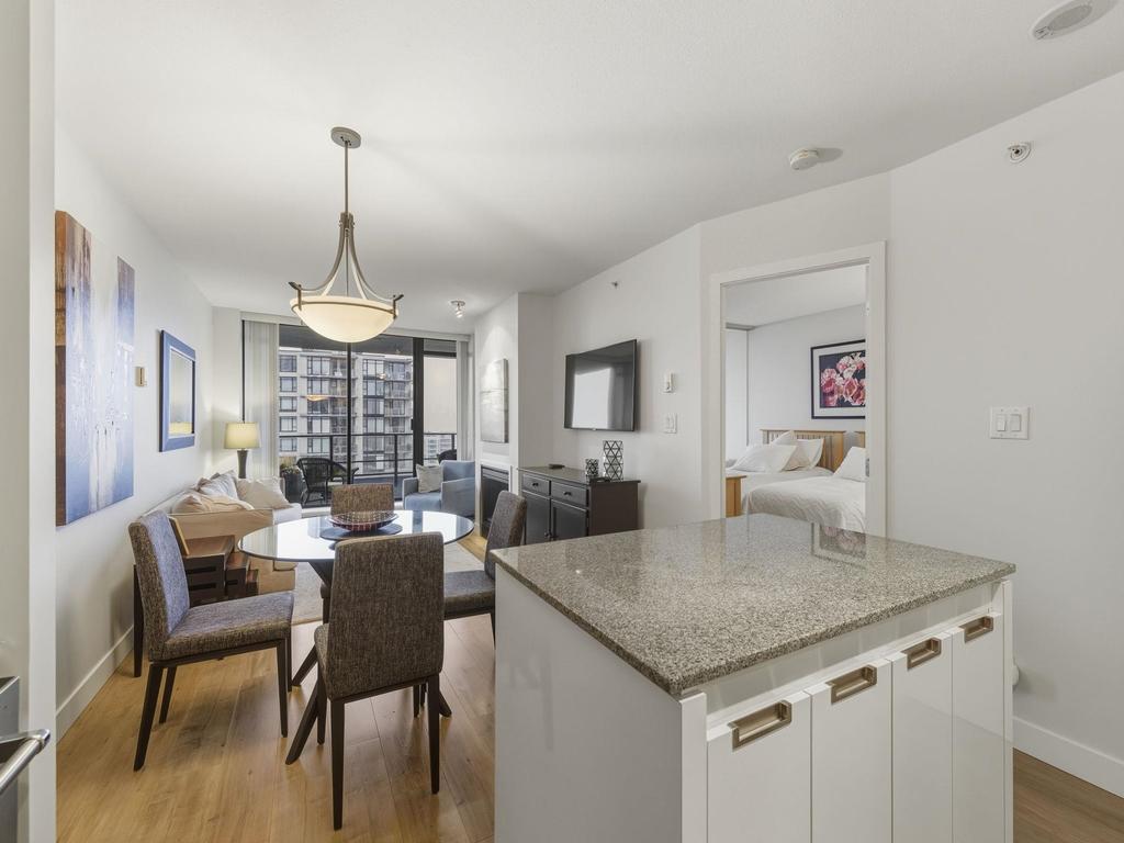 Listing Image for R3086609