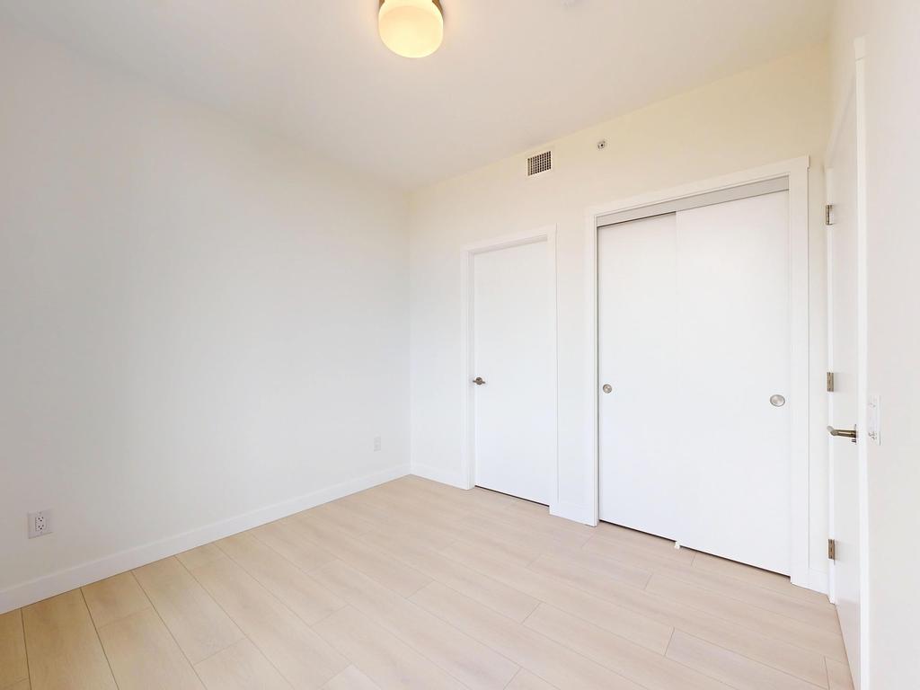 Listing Image for R3086627