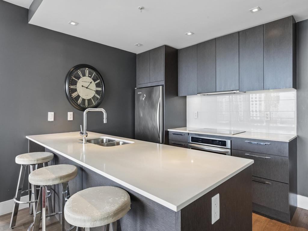 Listing Image for R3086641