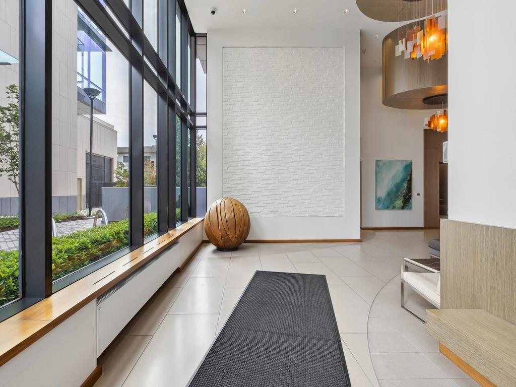 Listing Image for R3086641