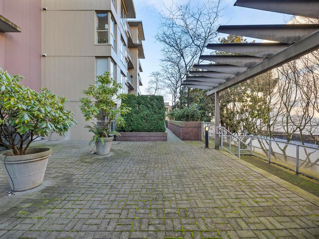 Listing Image for R3086644