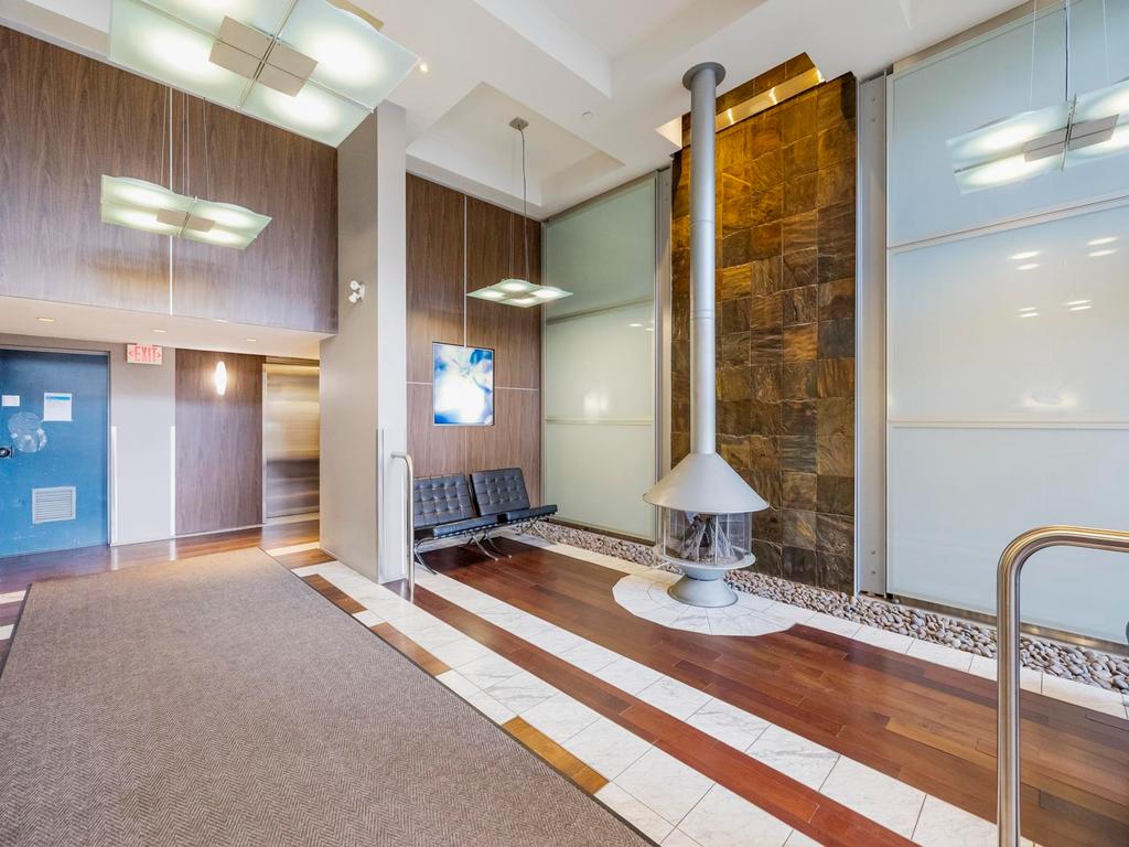 Listing Image for R3086644