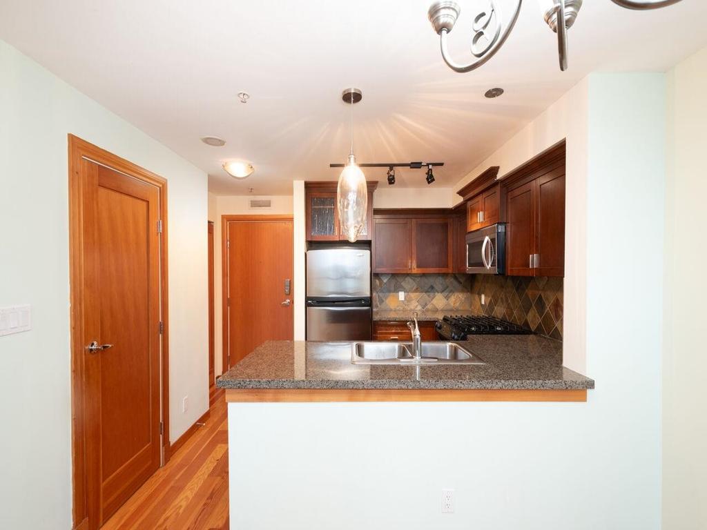 Listing Image for R3086665