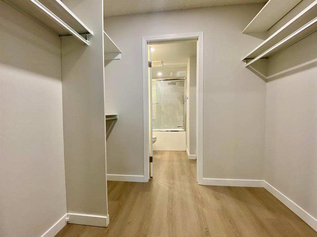 Listing Image for R3086667