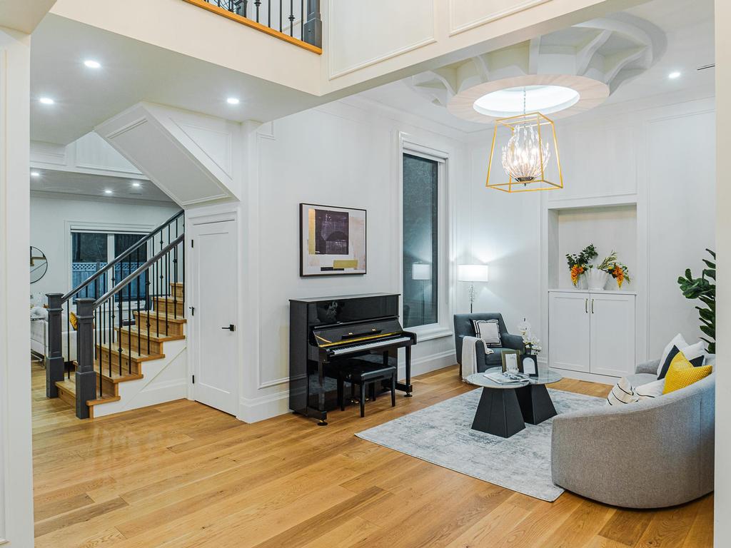 Listing Image for R3086715