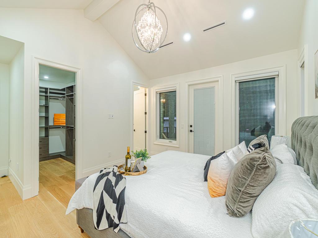 Listing Image for R3086715