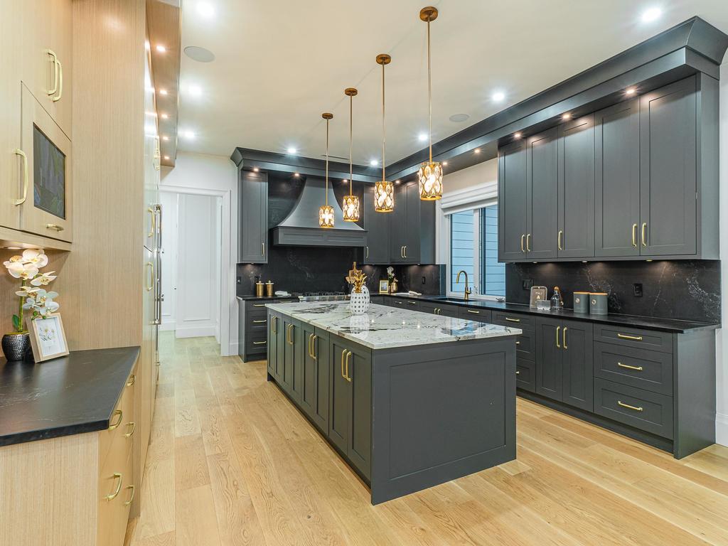 Listing Image for R3086715