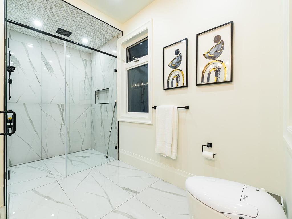 Listing Image for R3086715