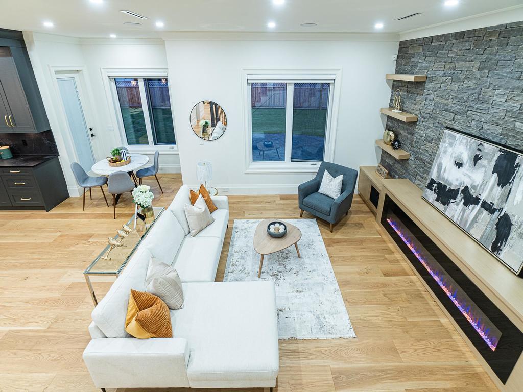 Listing Image for R3086715