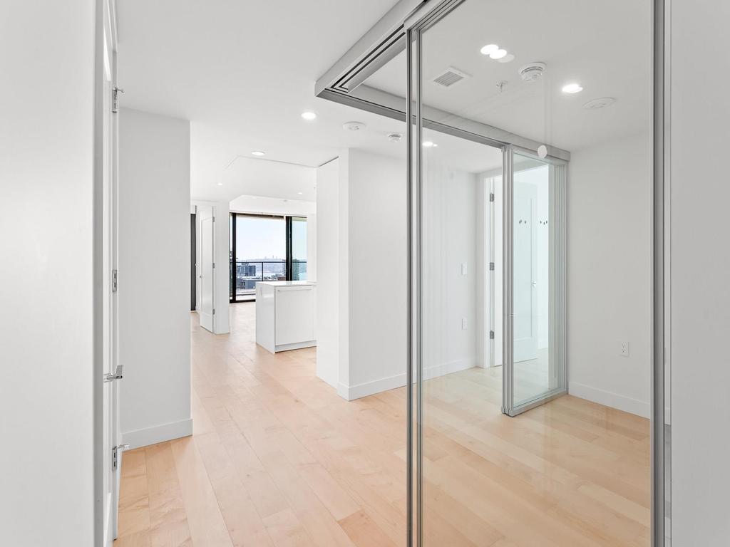 Listing Image for R3086776