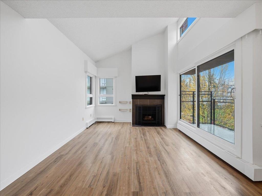 Listing Image for R3086778