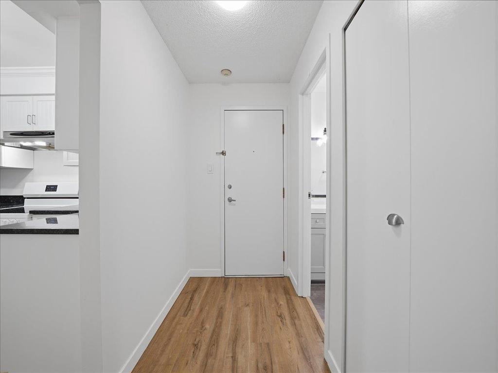 Listing Image for R3086778