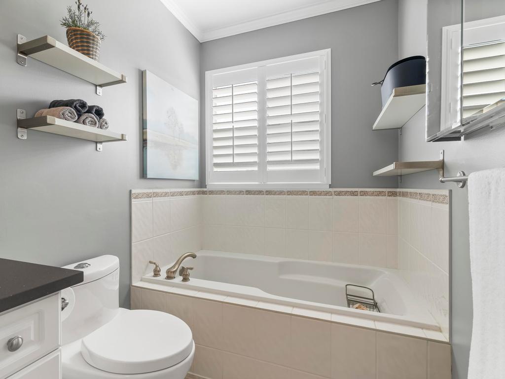 Listing Image for R3086781