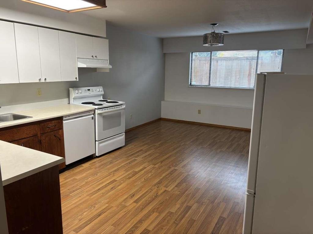 Listing Image for R3086832