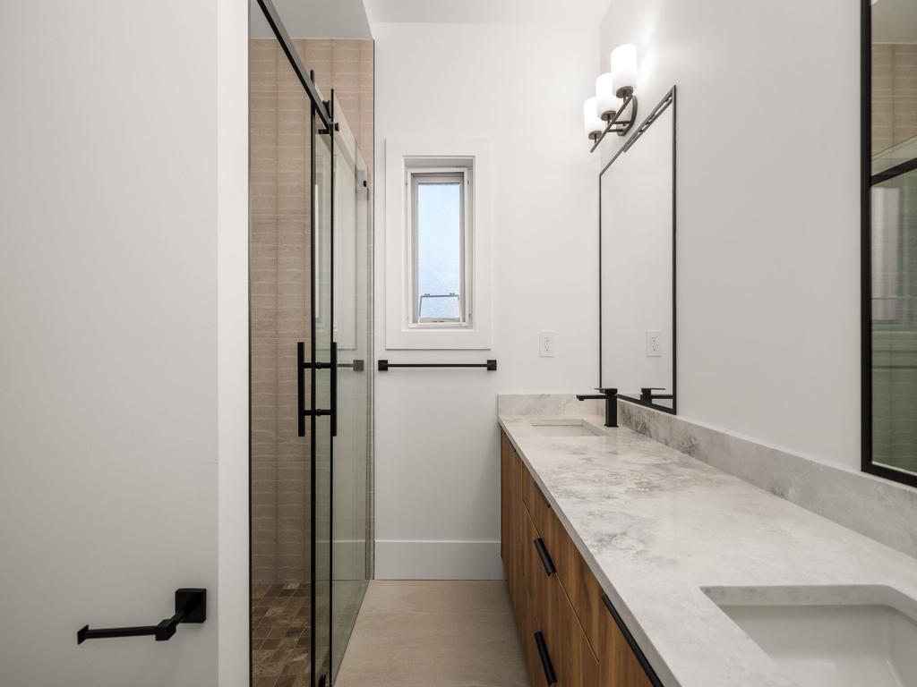 Listing Image for R3086850