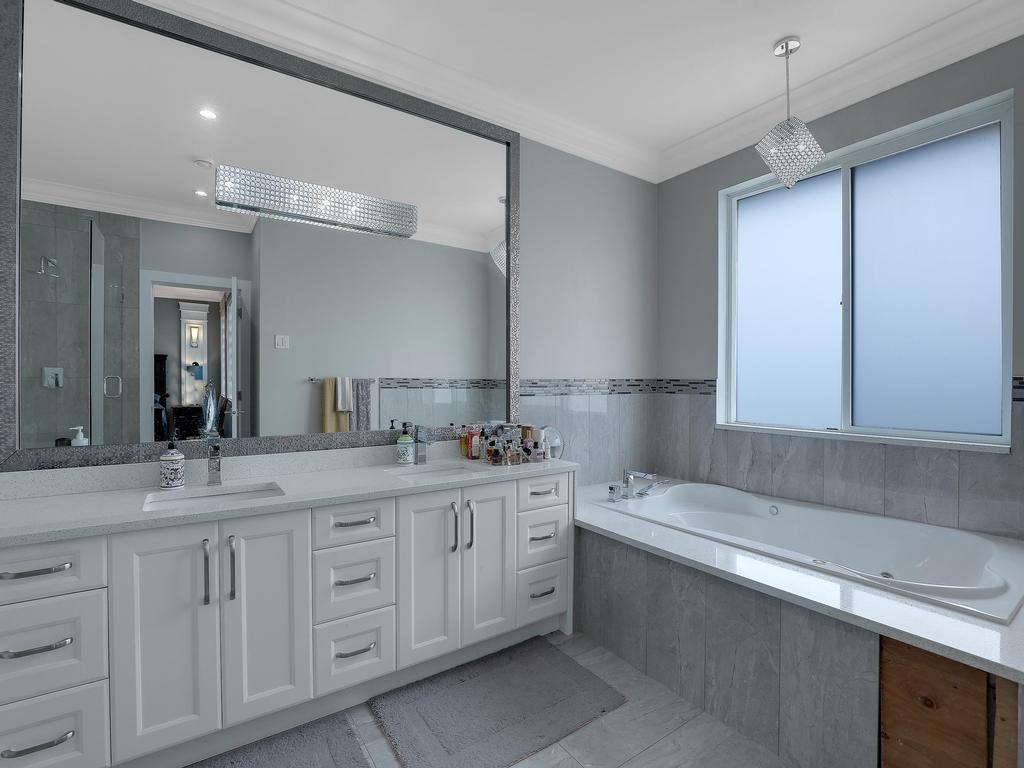 Listing Image for R3086854