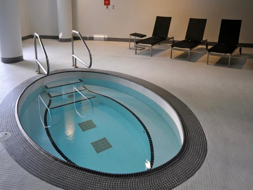 Listing Image for R3086886