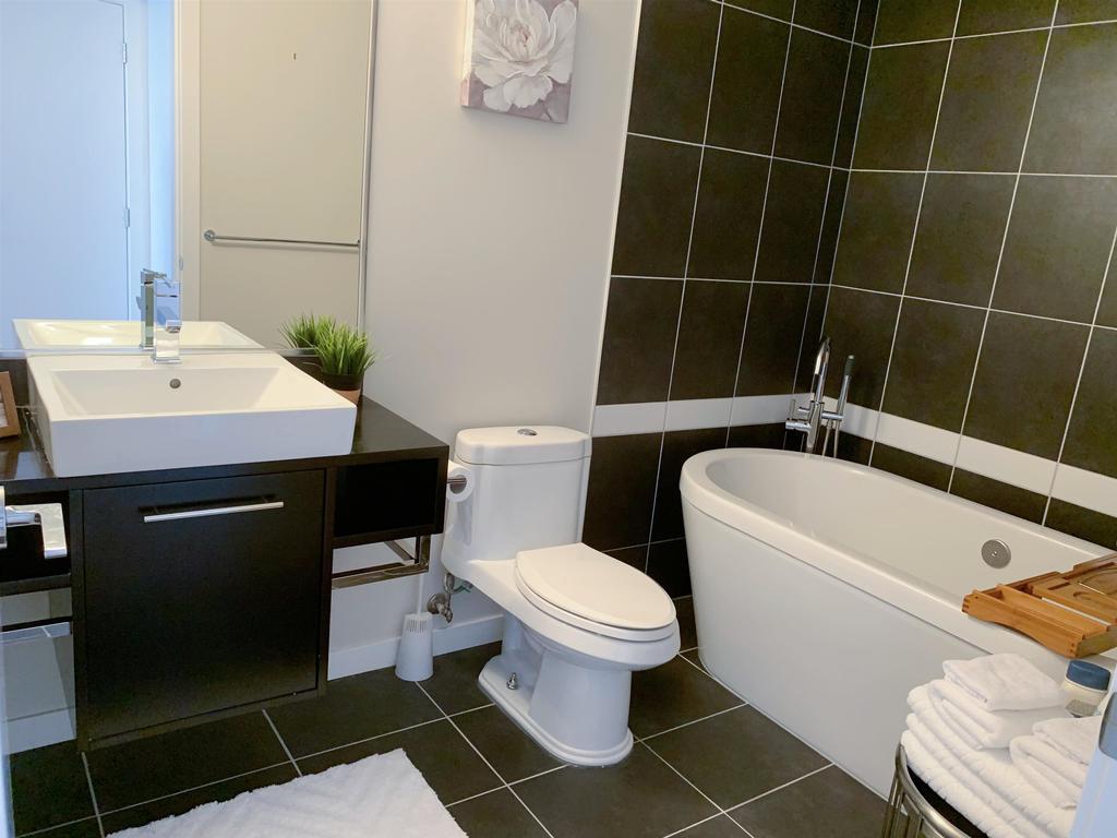 Listing Image for R3086886