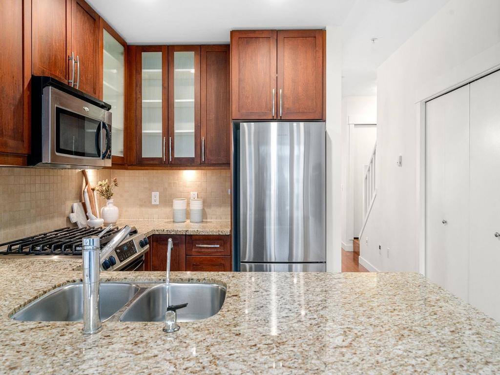 Listing Image for R3086892