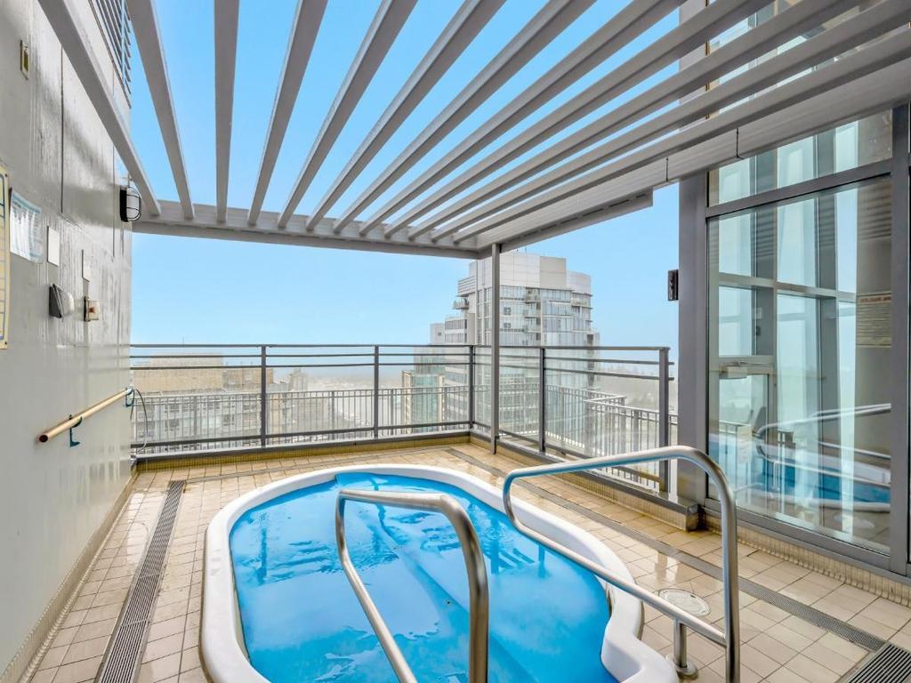 Listing Image for R3086931