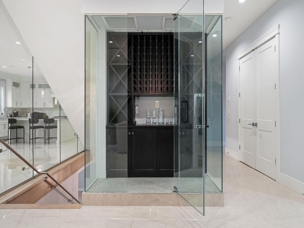 Listing Image for R3086947