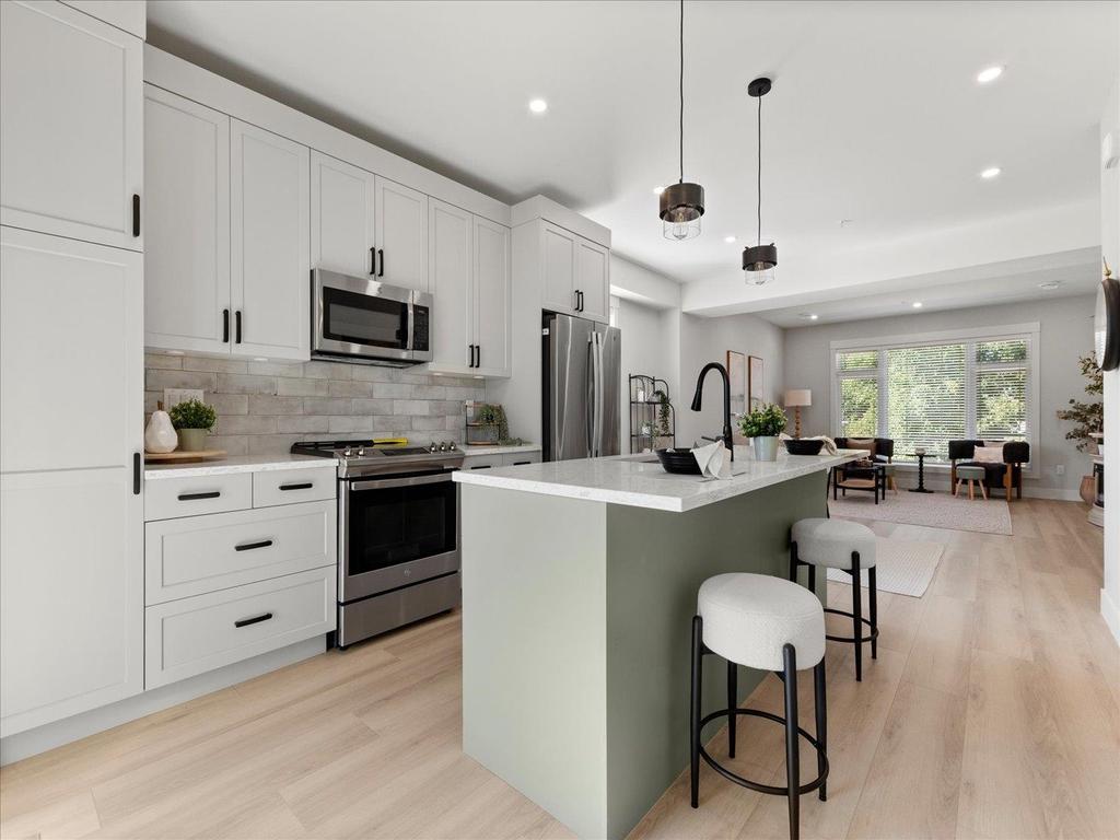 Listing Image for R3086962