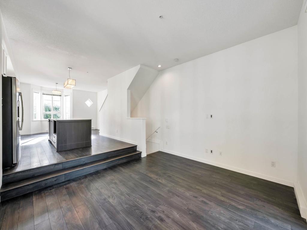 Listing Image for R3086968