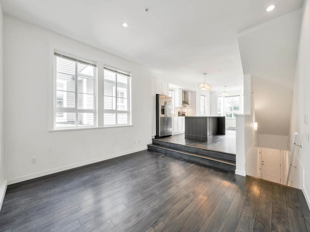 Listing Image for R3086968