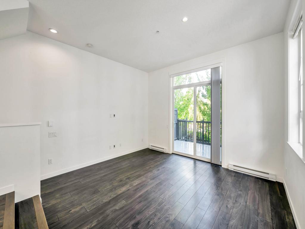 Listing Image for R3086968