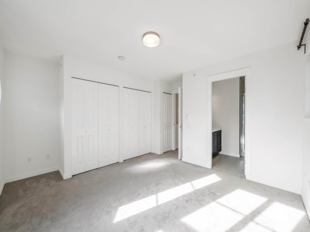 Listing Image for R3086968