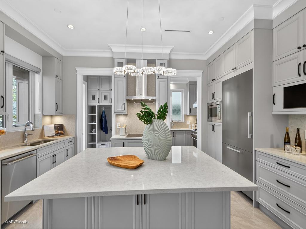 Listing Image for R3086990