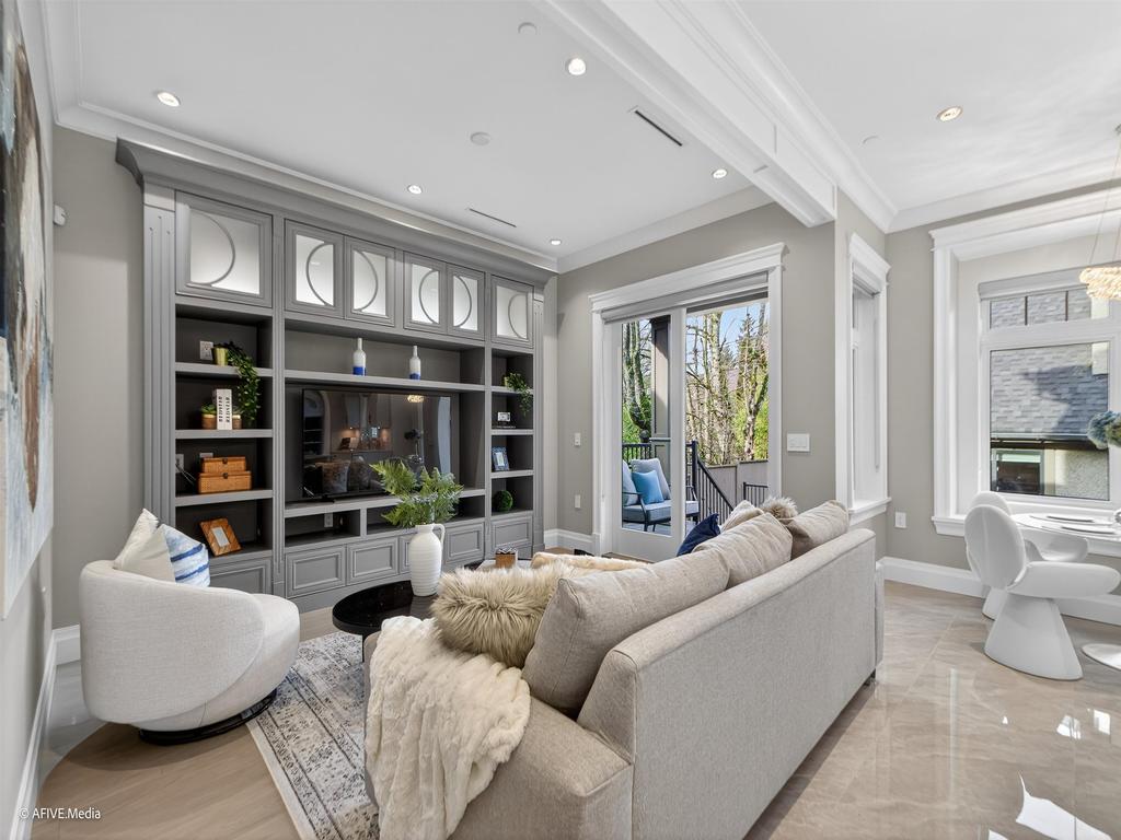 Listing Image for R3086990