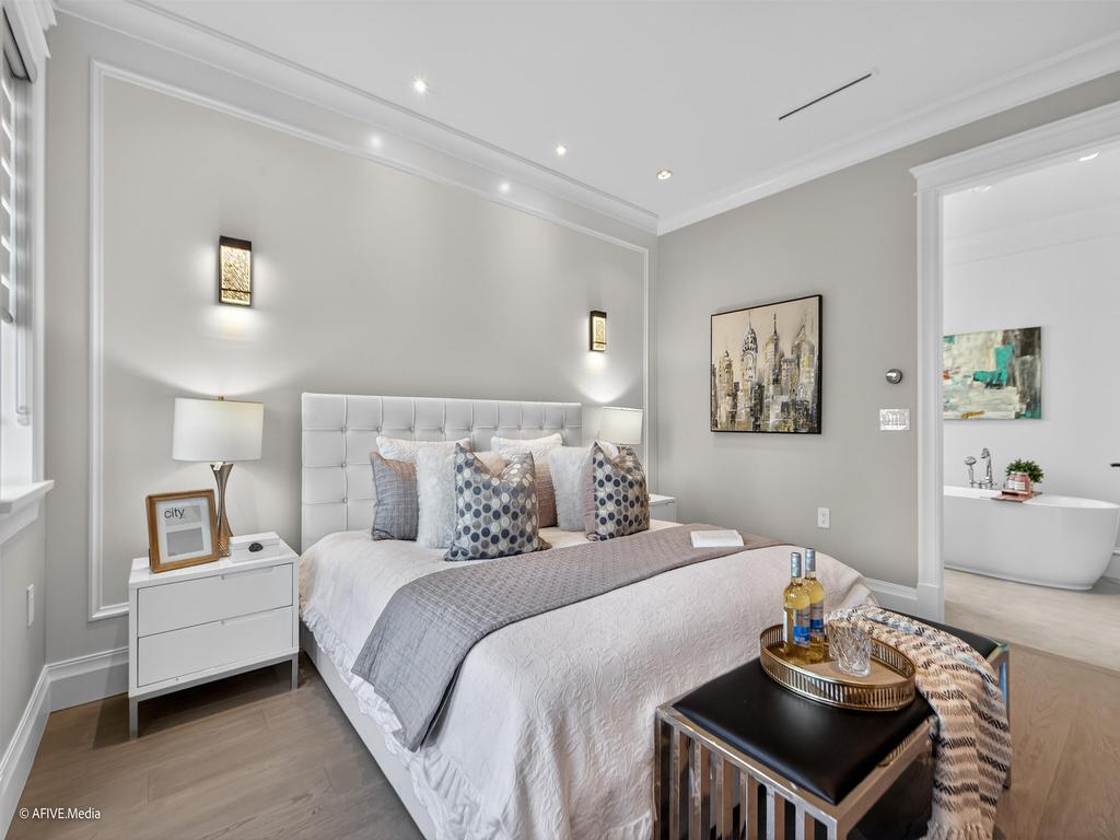 Listing Image for R3086990