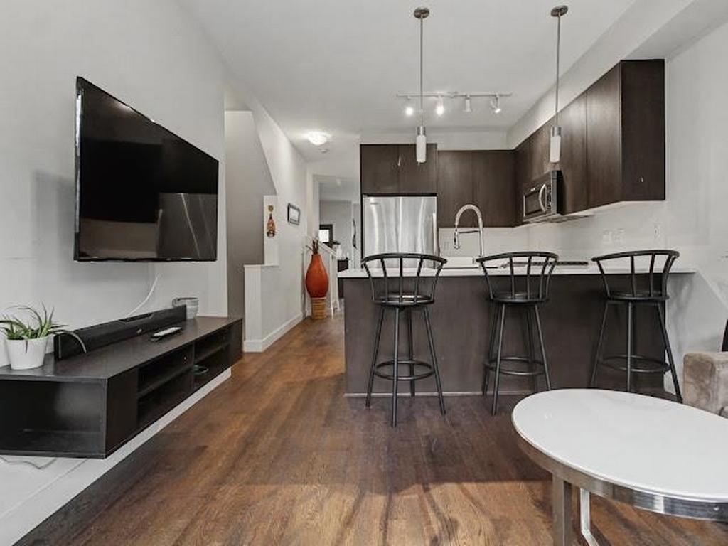 Listing Image for R3087013