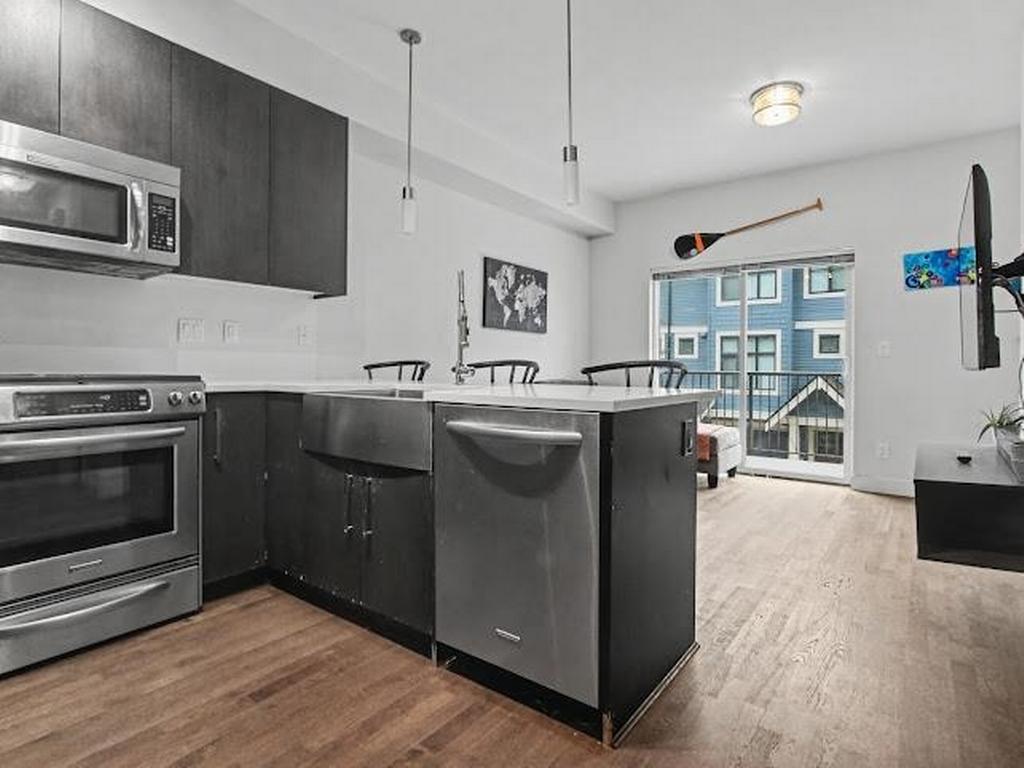 Listing Image for R3087013