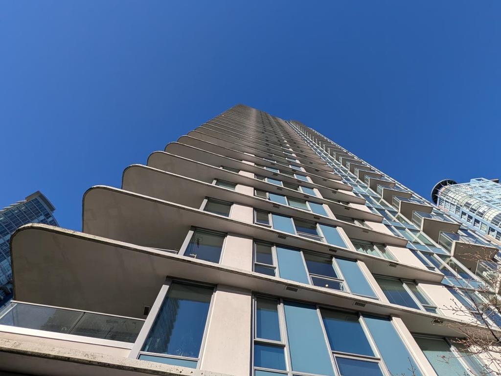 Listing Image for R3087019