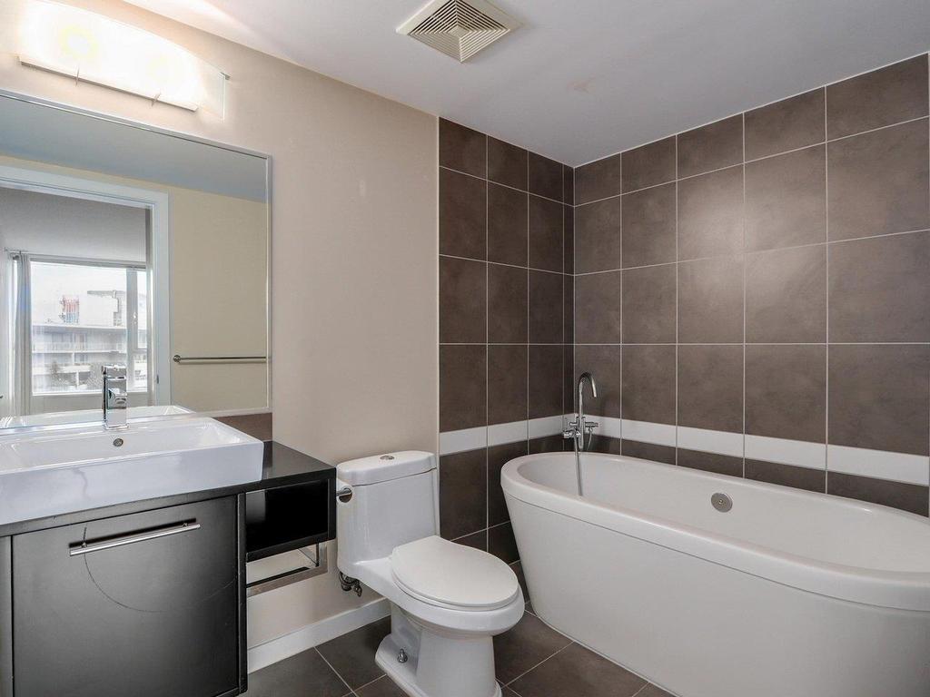 Listing Image for R3087019